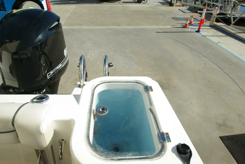 Slide: The Image of Wellcraft 222 Scarbb Offshore 2018 - 5006170