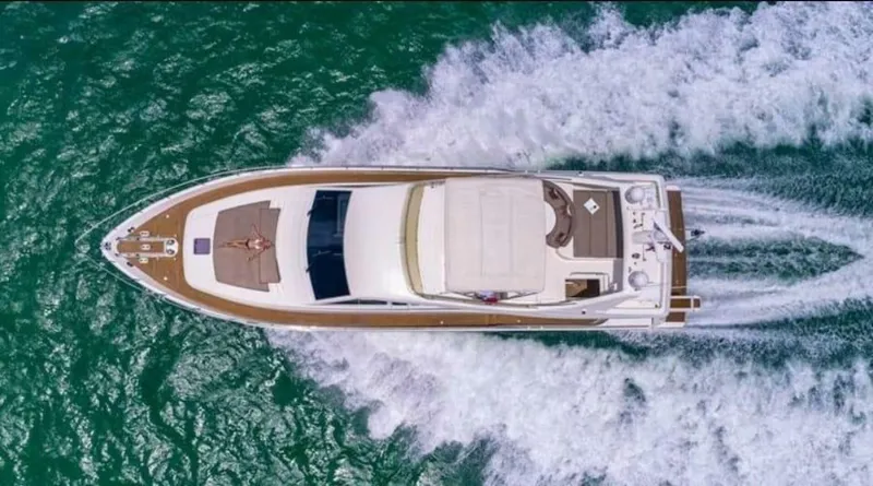 Slide: The Image of Ferretti 680 2005 - 5006199