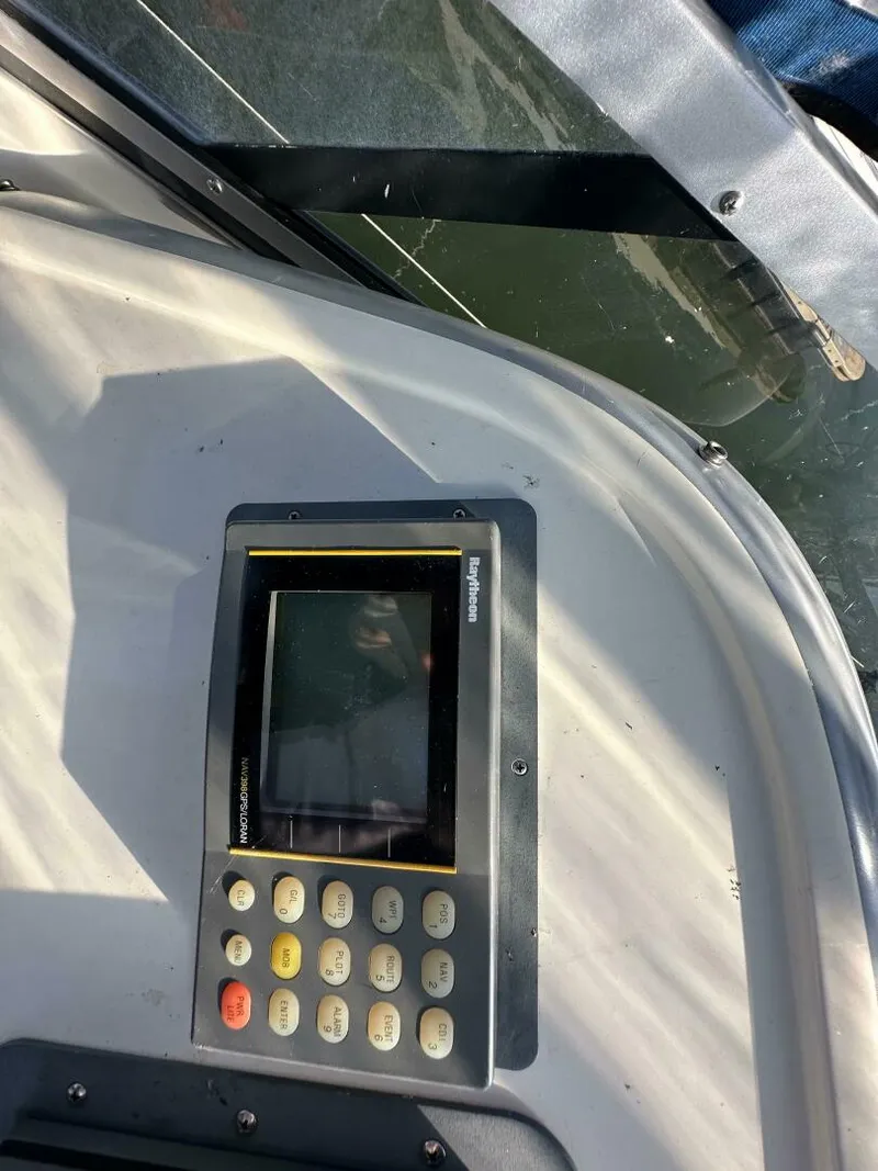 Slide: The Image of Sea Ray 370 Sedan Bridge 1996 - 5006408
