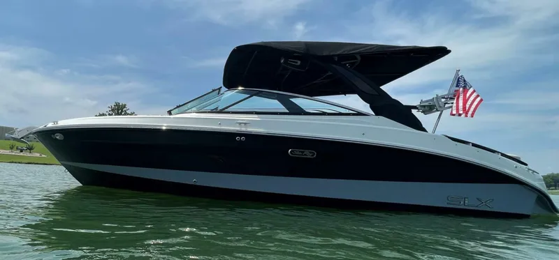 The Image of Sea Ray SLX 260 Surf 2023 - undefined