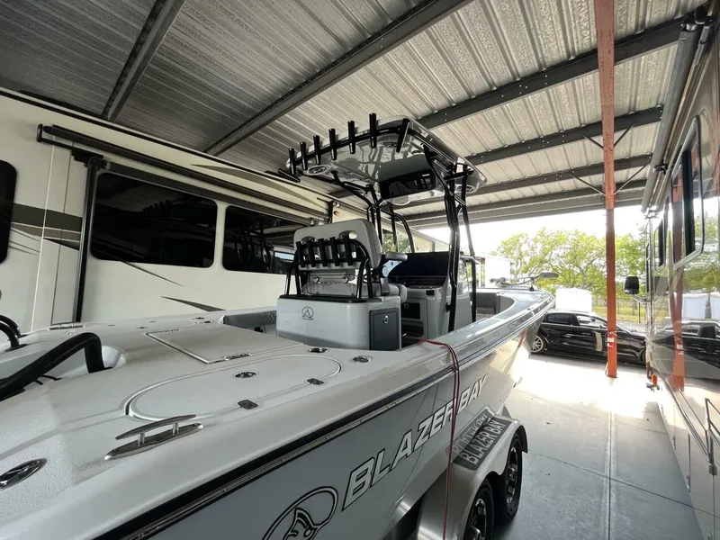 Slide: The Image of Blazer Bay 2700 Hybrid Bay 2022 - 5006561