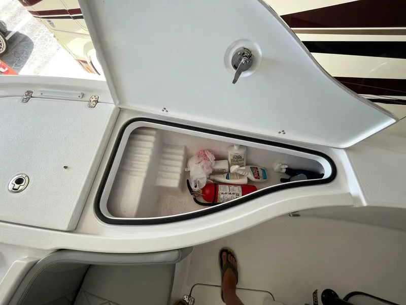 Slide: The Image of Blazer Bay 2700 Hybrid Bay 2022 - 5006580