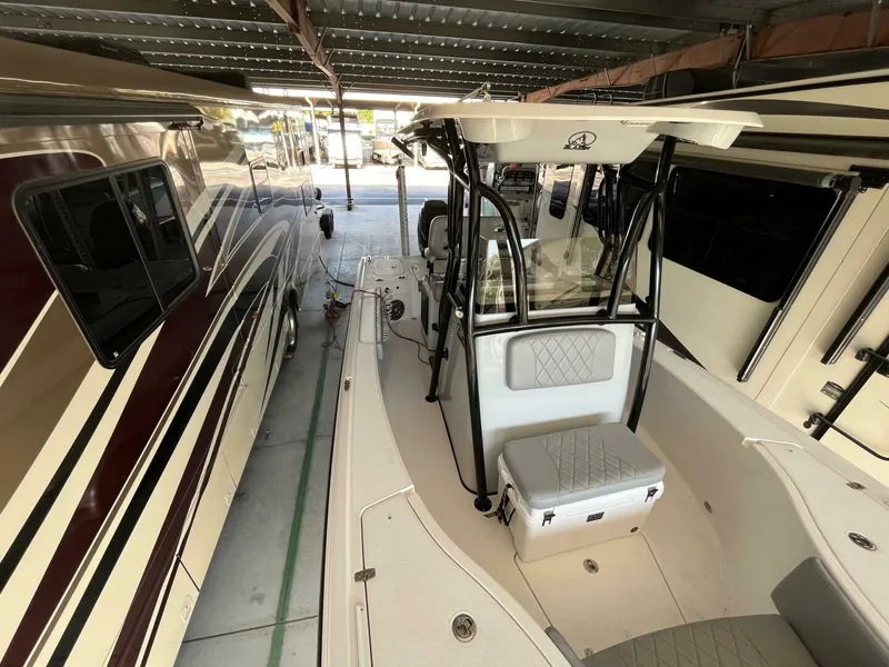 Slide: The Image of Blazer Bay 2700 Hybrid Bay 2022 - 5006585