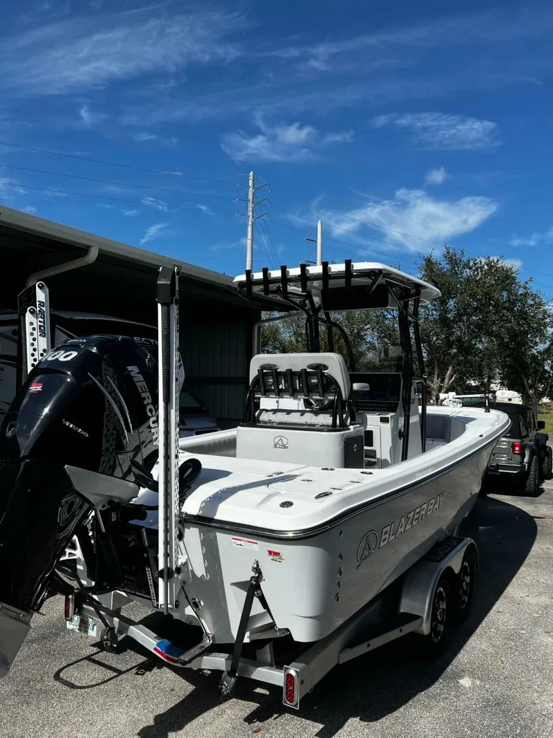 Slide: The Image of Blazer Bay 2700 Hybrid Bay 2022 - 5006588