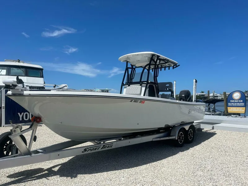 Slide: The Image of Blazer Bay 2700 Hybrid Bay 2022 - 5006589