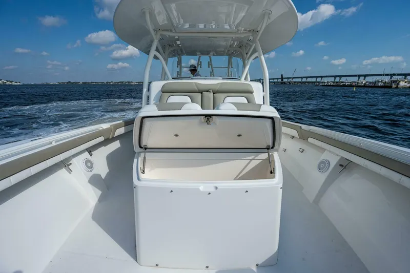 Slide: The Image of Regulator Marine 41 2018 - 5006599