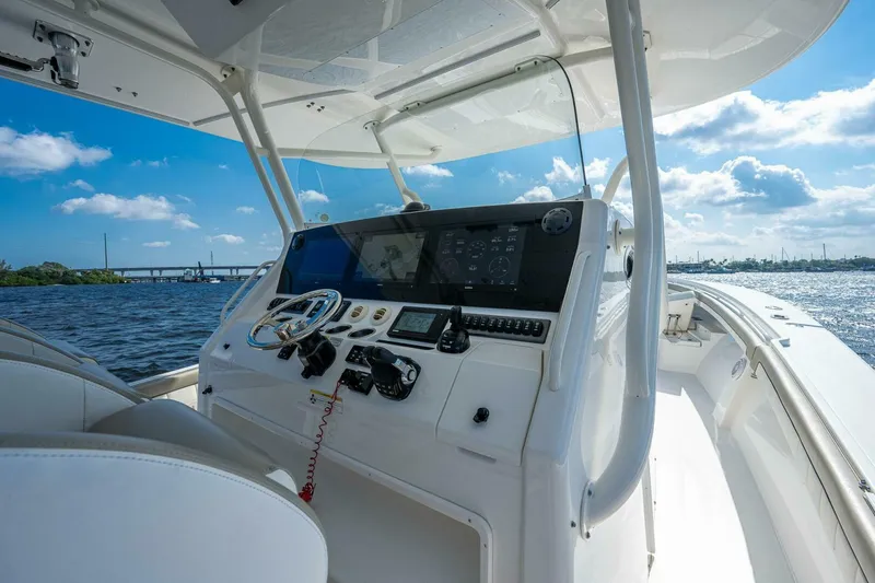 Slide: The Image of Regulator Marine 41 2018 - 5006617