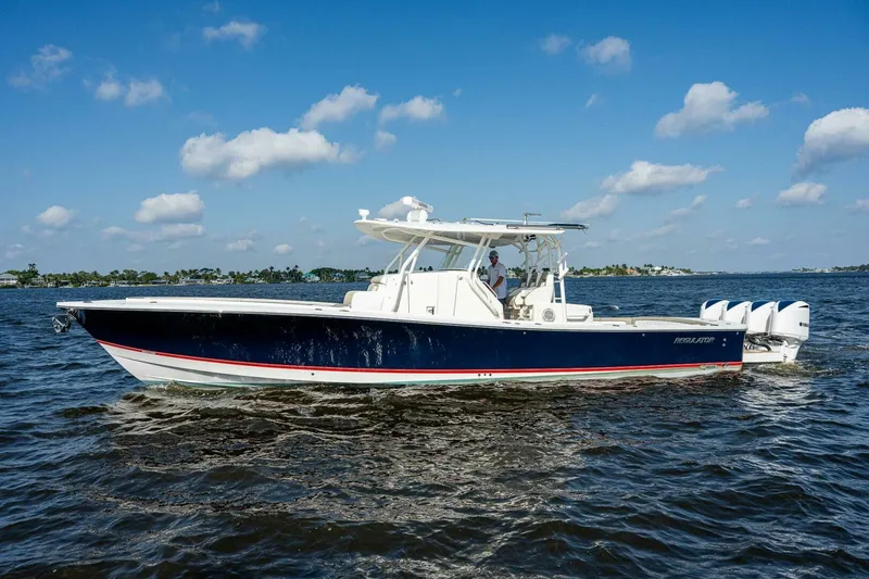 Slide: The Image of Regulator Marine 41 2018 - 5006624