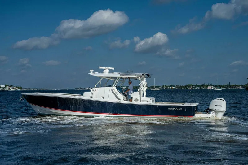 Slide: The Image of Regulator Marine 41 2018 - 5006640