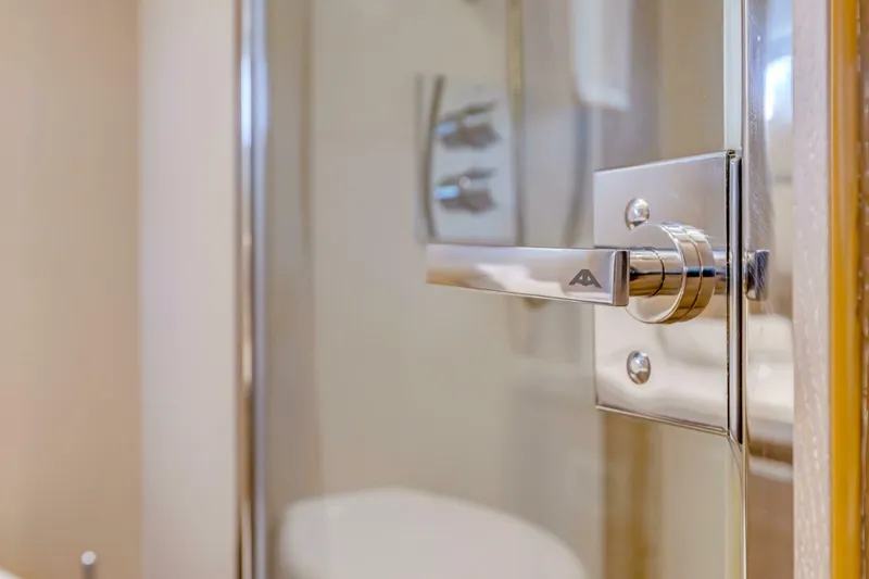 Slide: The Image of Astondoa 80 GLX 2016 - 5006833