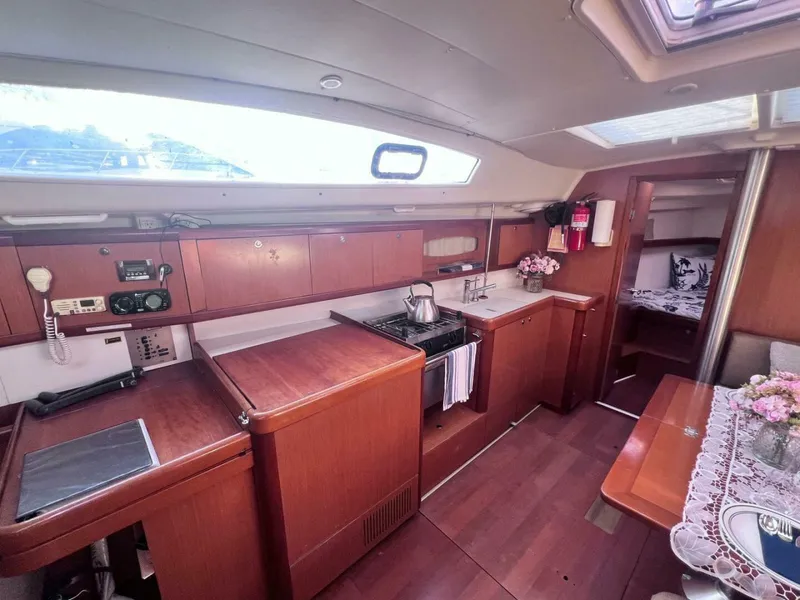 Slide: The Image of Beneteau Oceanis 41 2009 - 5007171