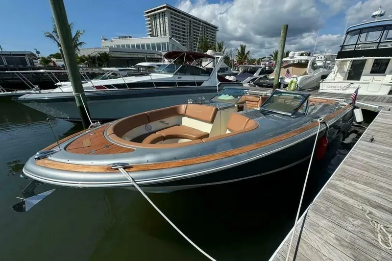 Slide: The Image of Chris-Craft Launch 32 2013 - 5007264