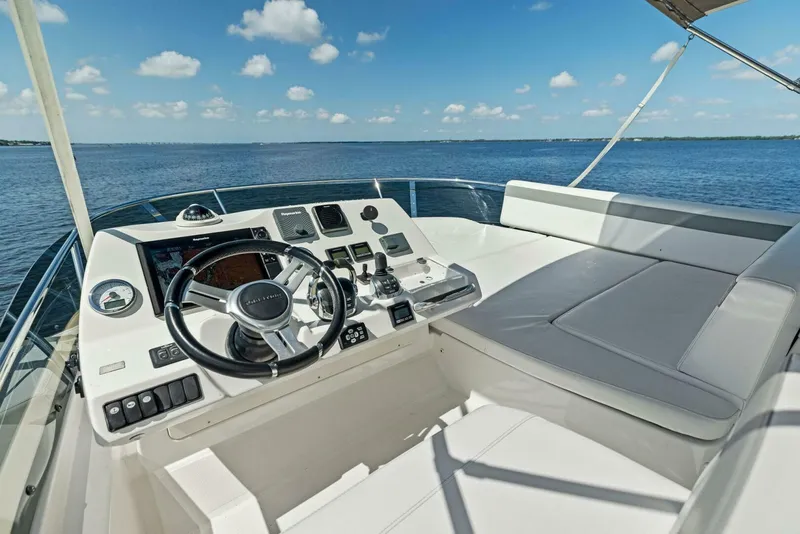 Slide: The Image of Prestige 460 2018 - 5007437