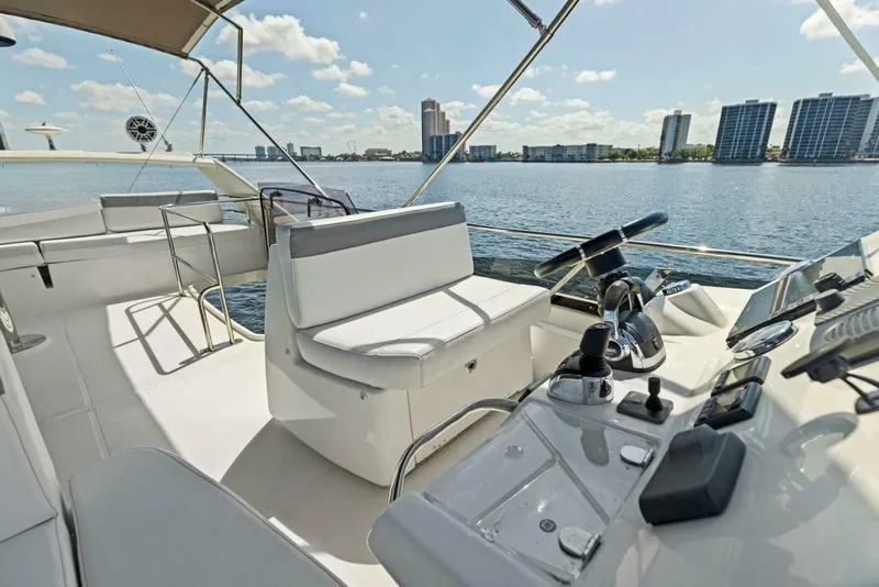 Slide: The Image of Prestige 460 2018 - 5007439