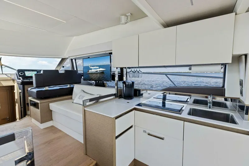 Slide: The Image of Prestige 460 2018 - 5007457