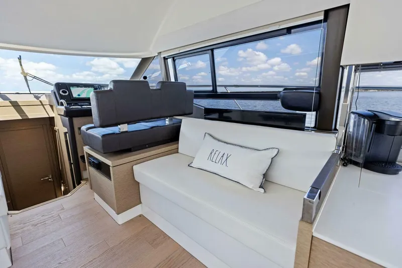 Slide: The Image of Prestige 460 2018 - 5007467