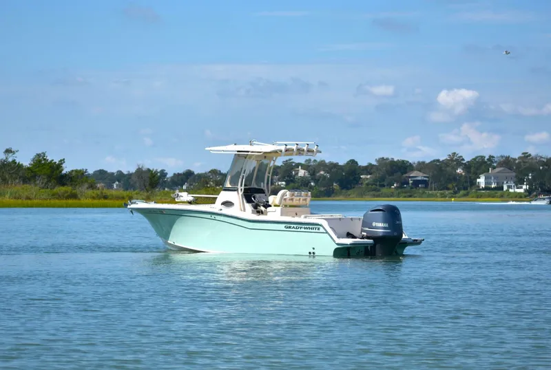Slide: The Image of Grady-White Fisherman 236 2021 - 5007889