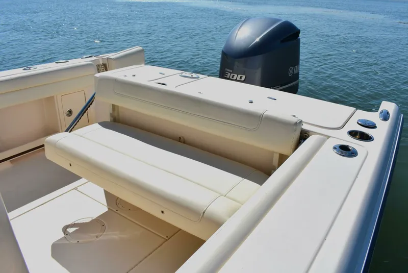 Slide: The Image of Grady-White Fisherman 236 2021 - 5007873