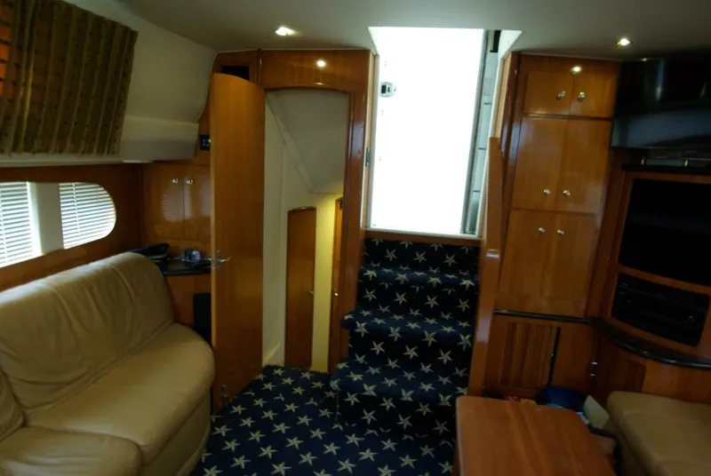 Slide: The Image of Carver 444 Cockpit Motoryacht 2001 - 5007904