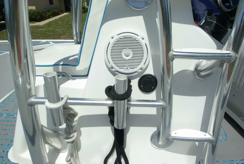 Slide: The Image of Cape Horn Center Console 2010 - 5008037