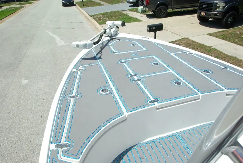 Slide: The Image of Cape Horn Center Console 2010 - 5008042