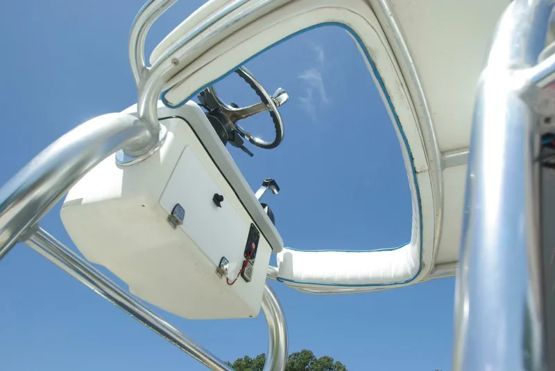 Slide: The Image of Cape Horn Center Console 2010 - 5008052