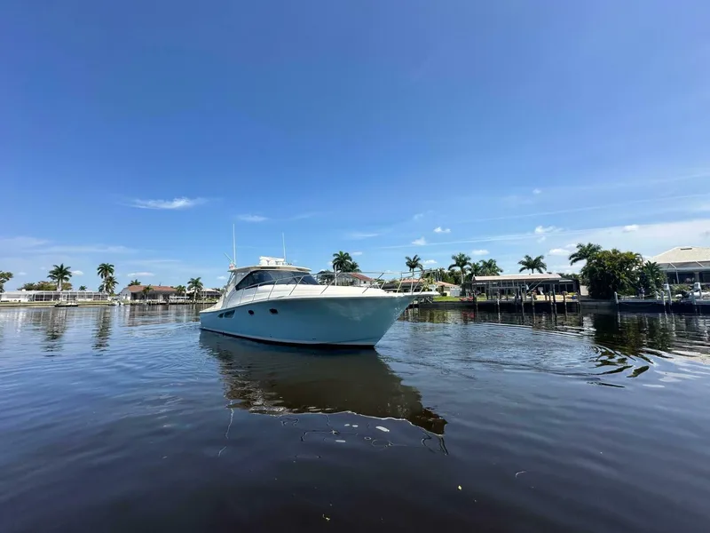 Slide: The Image of Tiara 4300 Open 2018 - 5008341