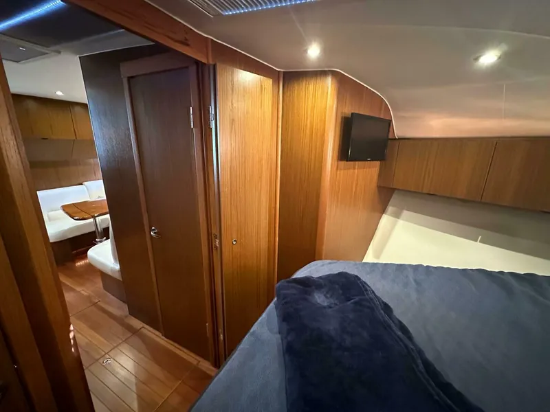 Slide: The Image of Tiara 4300 Open 2018 - 5008563