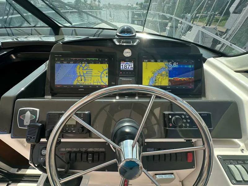 Slide: The Image of Tiara 4300 Open 2018 - 5008072