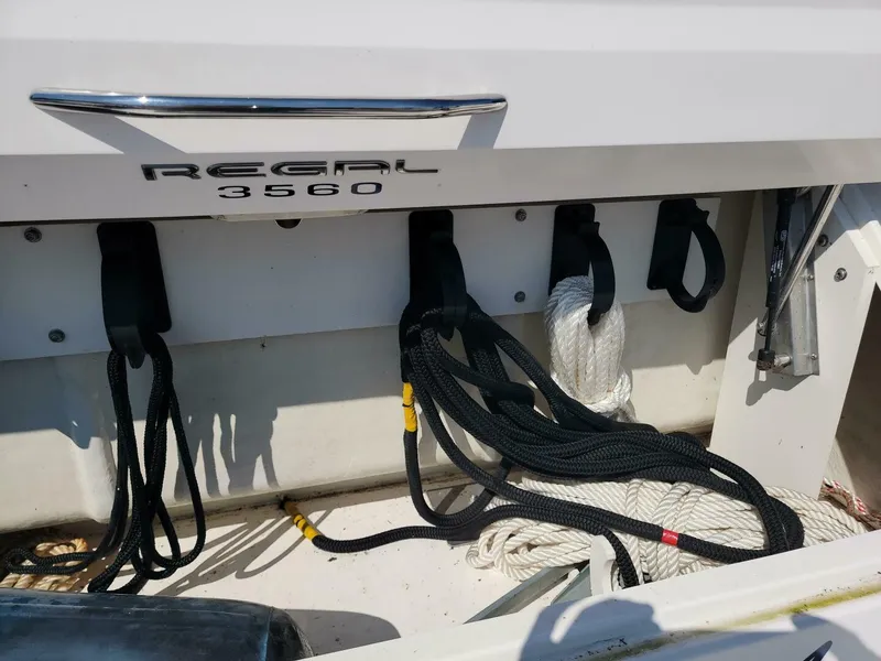Slide: The Image of Regal 3560 Commodore IB 2004 - 5009205
