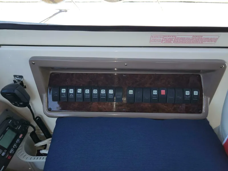 Slide: The Image of Regal 3560 Commodore IB 2004 - 5009189