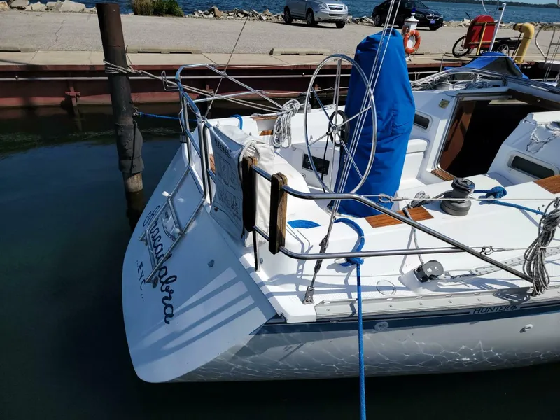 Slide: The Image of Hunter 34 1984 - 5009251