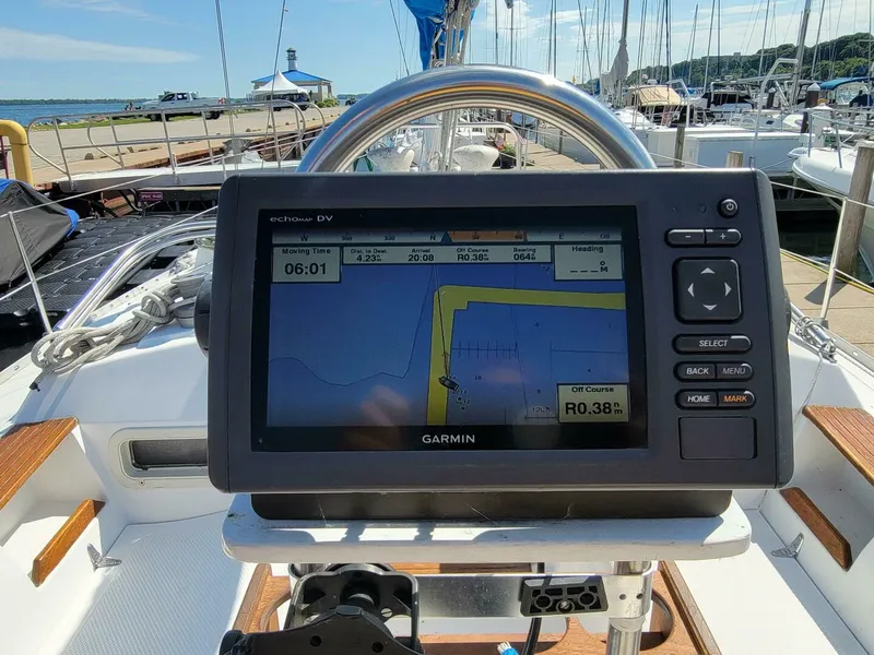 Slide: The Image of Hunter 34 1984 - 5009242