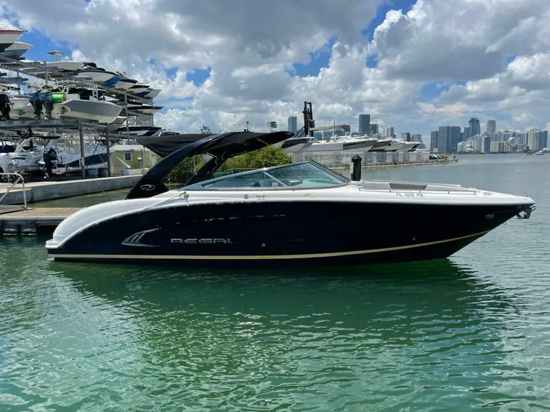 The Image of Regal 3200 Bowrider 2013 - 0