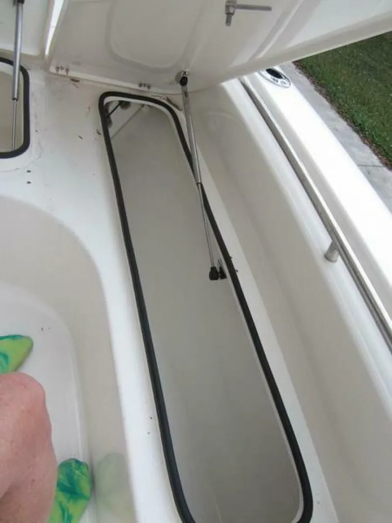 Slide: The Image of Shearwater 250 Carolina Bay 2021 - 5009830