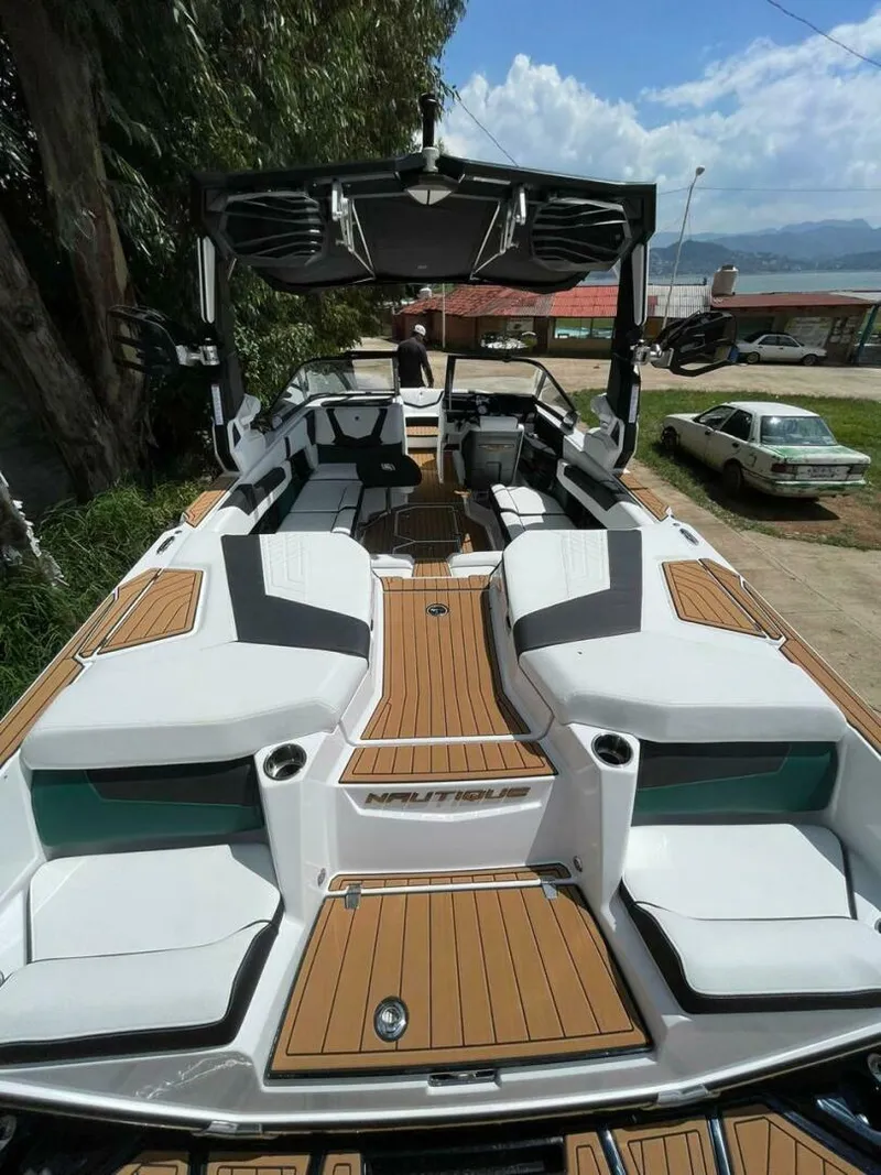 Slide: The Image of Nautique Super Air G23 2023 - 5012763