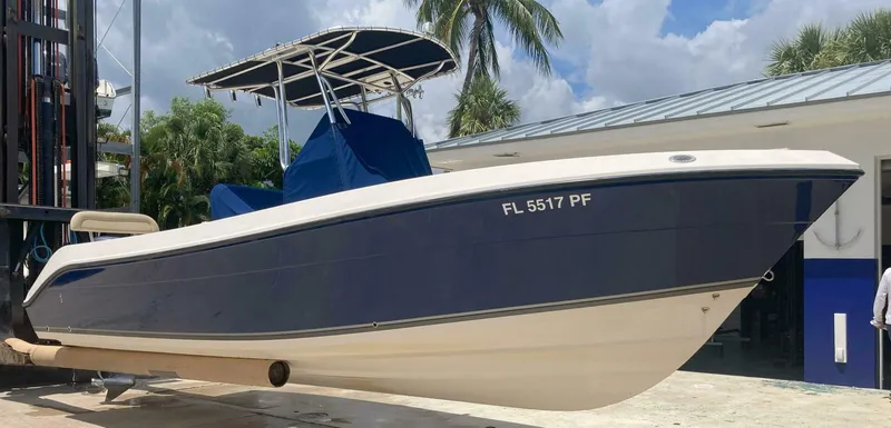 Slide: The Image of Cobia 256 Center Console 2008 - 5012944