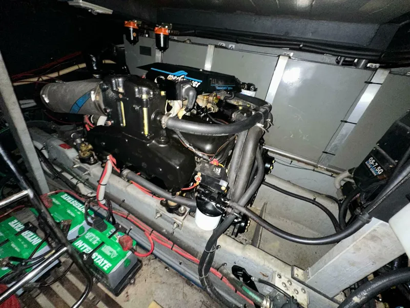 Slide: The Image of Sea Ray 380 Aft Cabin 1991 - 5013400