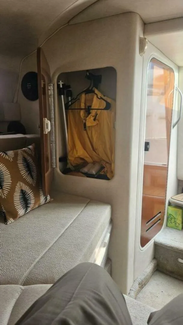 Slide: The Image of Sea Ray 240 Sundancer 2008 - 5004973