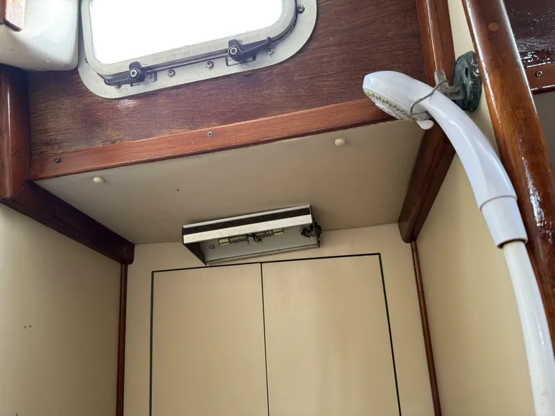 Slide: The Image of Endeavour 42 1985 - 5026385