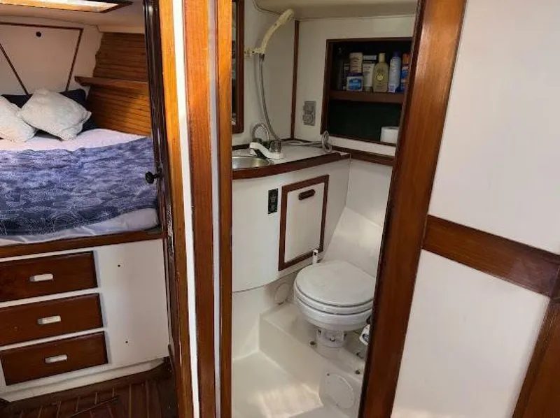 Slide: The Image of Morgan 44 1989 - 5028773