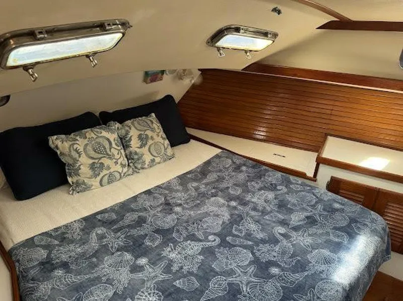 Slide: The Image of Morgan 44 1989 - 5028776