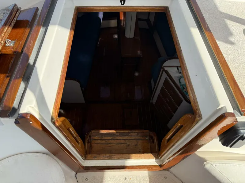 Slide: The Image of Morgan 44 1989 - 5028821