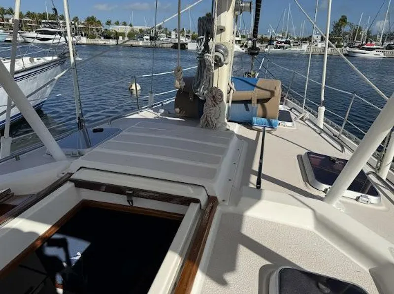 Slide: The Image of Morgan 44 1989 - 5028839