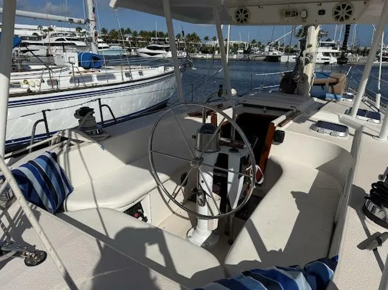 Slide: The Image of Morgan 44 1989 - 5028841