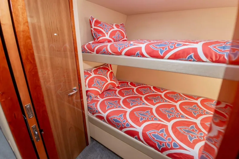 Slide: The Image of Hatteras 64 Enclosed Bridge 2008 - 5000021