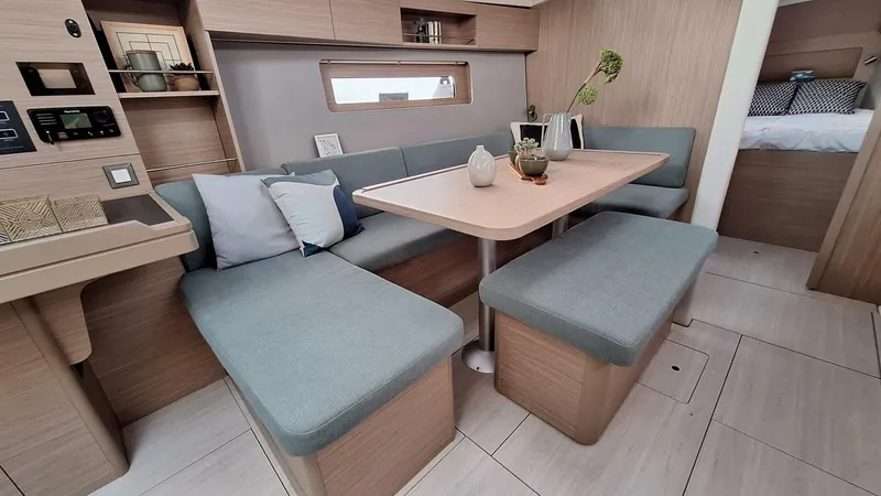 Slide: The Image of Beneteau Oceanis 37.1 Electric - 5849787