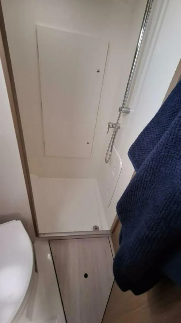 Slide: The Image of Beneteau Oceanis 37.1 Electric - 5849785