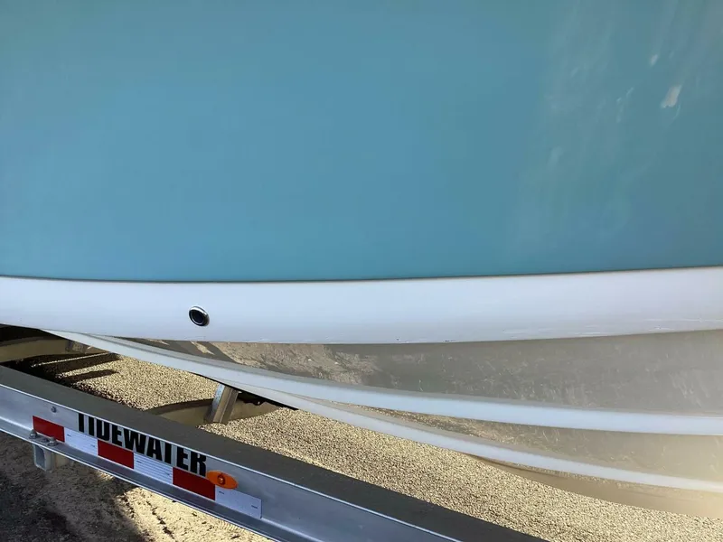 Slide: The Image of Tidewater 280 Adventure 2021 - 5127818