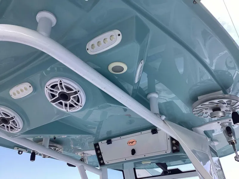 Slide: The Image of Tidewater 280 Adventure 2021 - 5127848